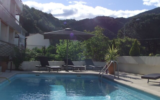 B&B Hotel Amélie les Bains