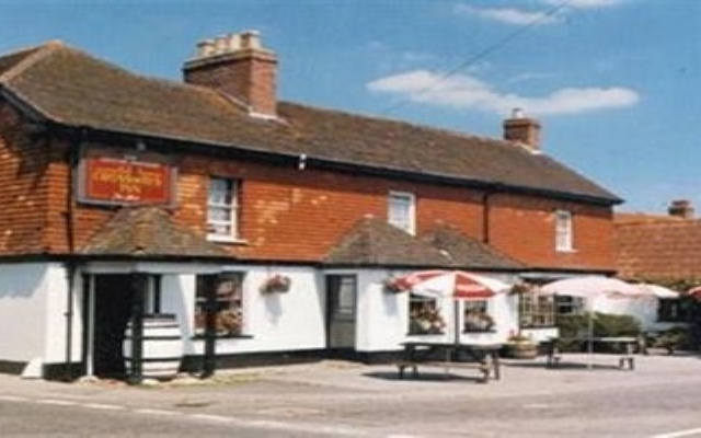 Crossways Inn