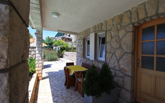 Apartment Elena