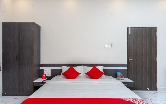 OYO 22300 Sri Ramachandra Guest House