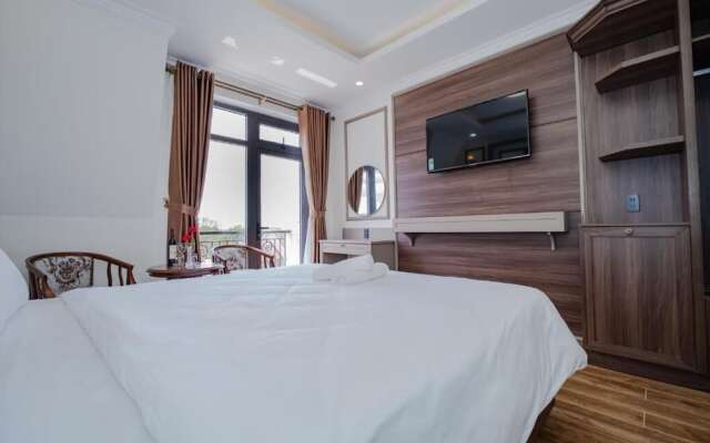 The Art - Win Hotel