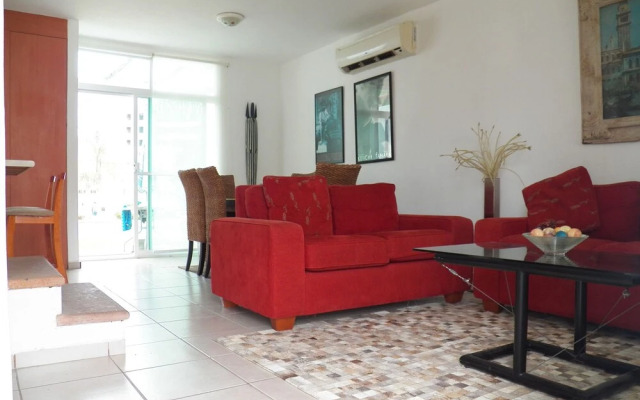 Casa Arroyo 3 BR by Casago