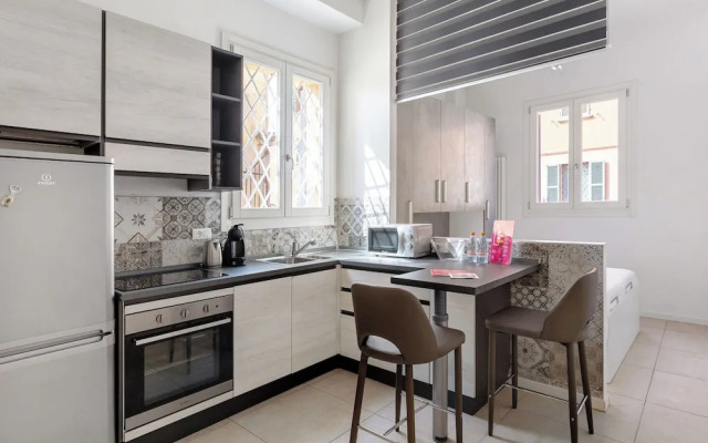 Modern studio in Borgo Panigale