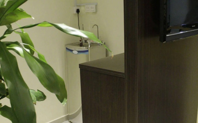 Sunbow Hotel Residency