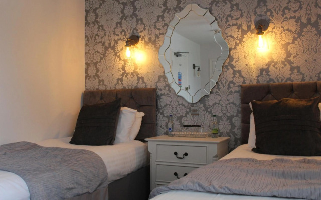 Mount Pleasant Hotel