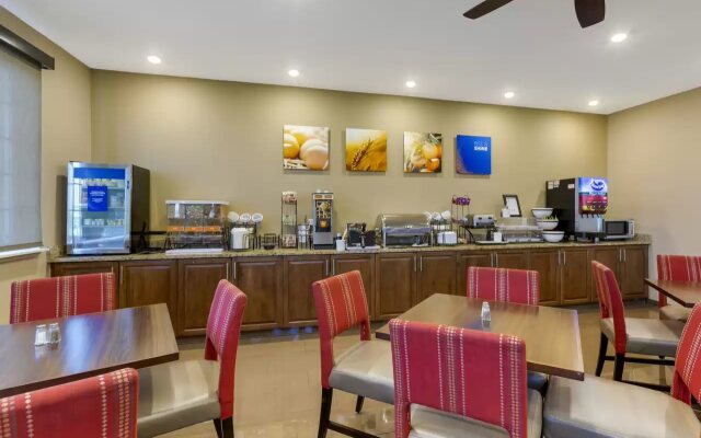 Comfort Inn Medford North