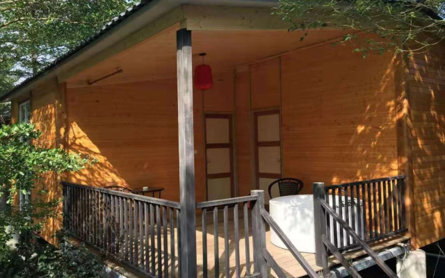 Xianggzhang No.1 Hotspring