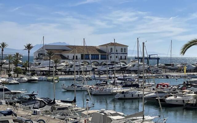 marina real 221