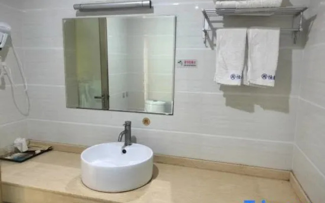 Yuanmou Hengtai Hotel