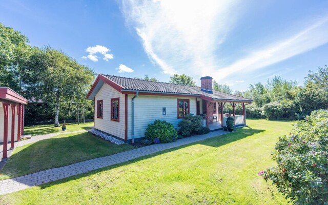 6 Person Holiday Home in Hemmet