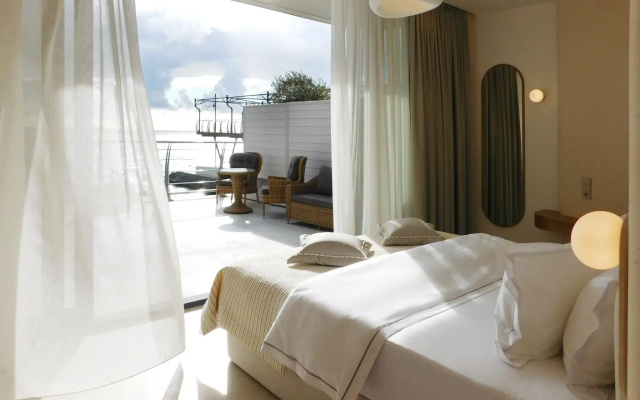 Sky Hotel (Скай)