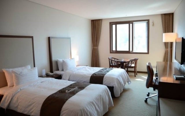 Narsha Hotel
