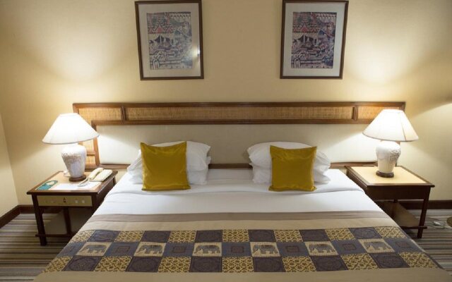 Chiang Mai Plaza Hotel