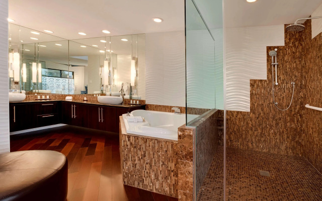 Embassy Suites by Hilton Scottsdale Resort
