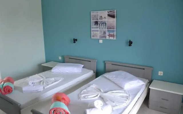 Giannis Studios Alykes