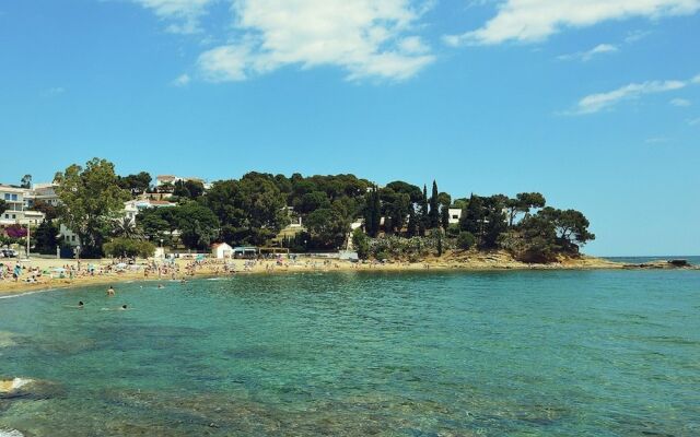 Captivating Holiday Home in Garriguella With Private Pool