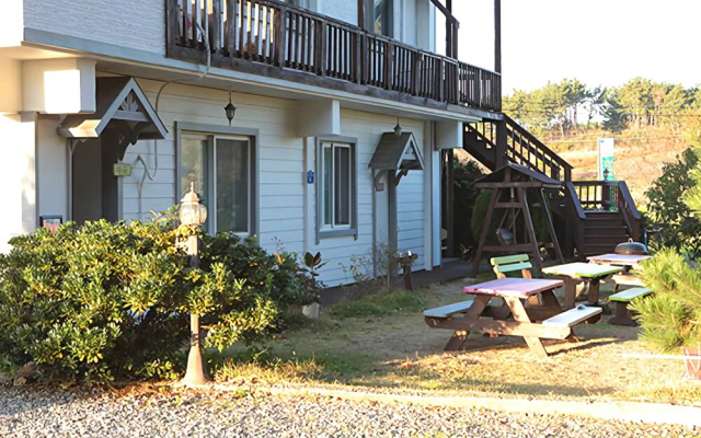 Anmyeondo Happy day Pension