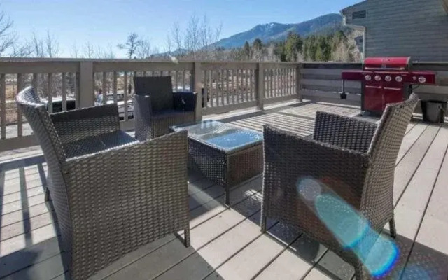 Timber Ridge by JHRL