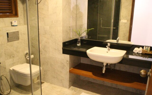 Sayura Beach Hotel
