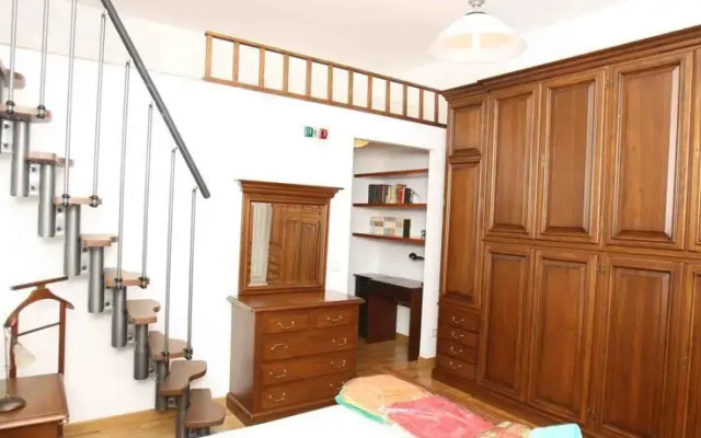 Elegante Via Maiocchi