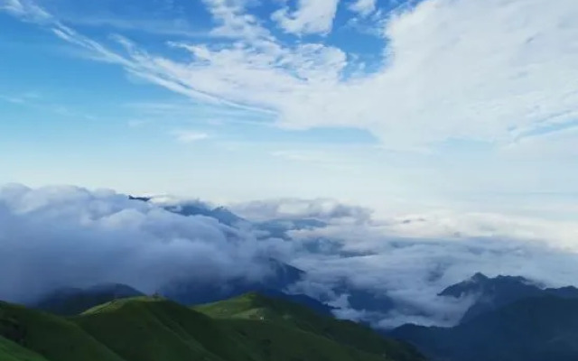 Wugongshan Jinding Hefeng Chinese Inn