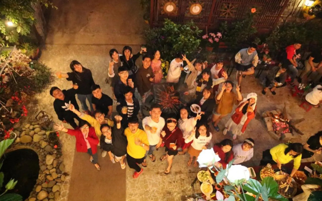 Redhouse Backpacker Hostel