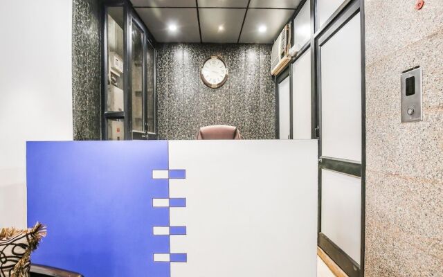 Oyo 46328 Hotel Anand Shri