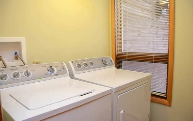 White Cloud Drive by RedAwning