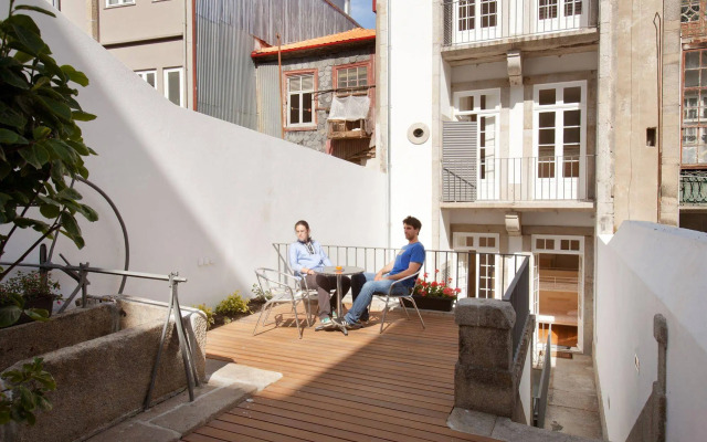 Porto Lounge Hostel & Guesthouse