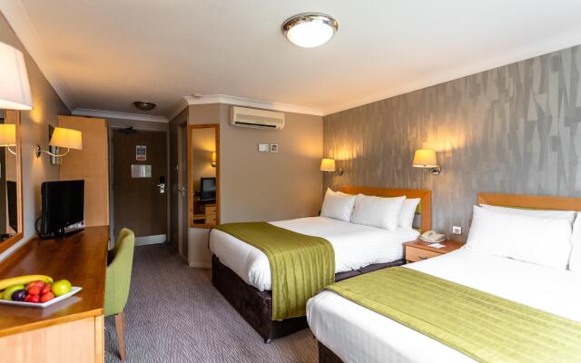 Holiday Inn A55 Chester West by IHG