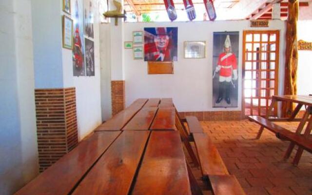 Big Ralph's Hostal & Restaurant