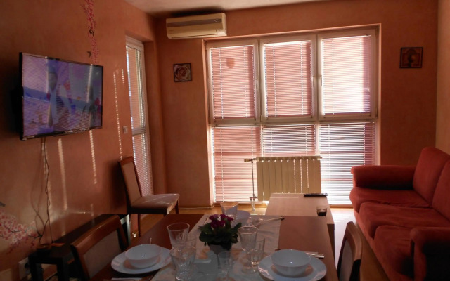 Апартамент Мур