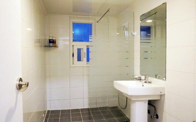 Hotel Gaon J Stay