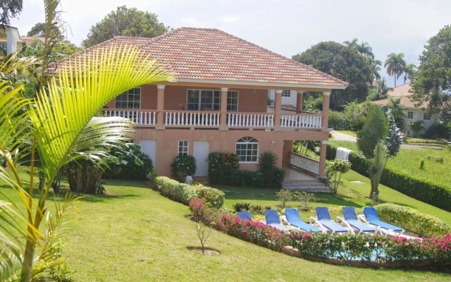 Beautiful 3 Bedroom ocean view villa in sosua