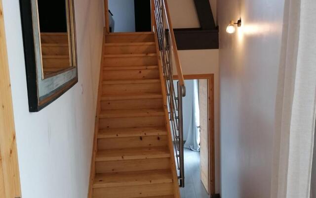 Gîte Sainte-Suzanne-et-Chammes, 4 pièces, 6 personnes - FR-1-600-151