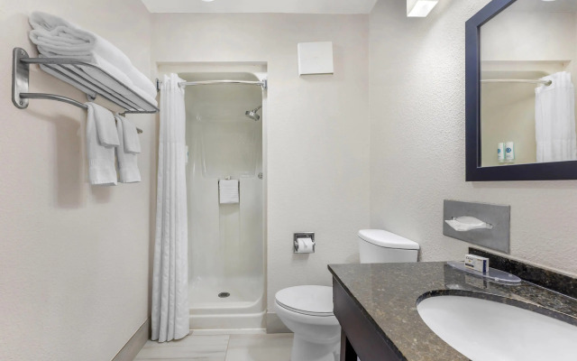 Comfort Inn Bourbonnais near I-57