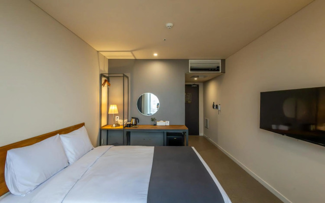 JK Blossom Hotel