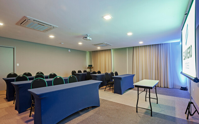 SLAVIERO Curitiba Aeroporto