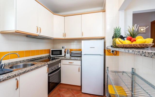 sunny apartment with sea view