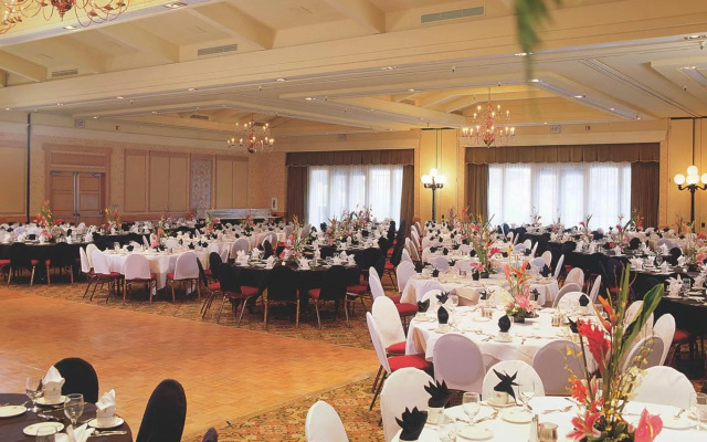Hyatt Regency Monterey Hotel & Spa