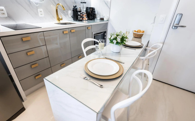 Rosemari's Apartments Republica