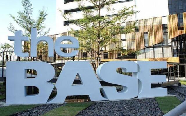 The Base Rama 9 Hotel by Ricco