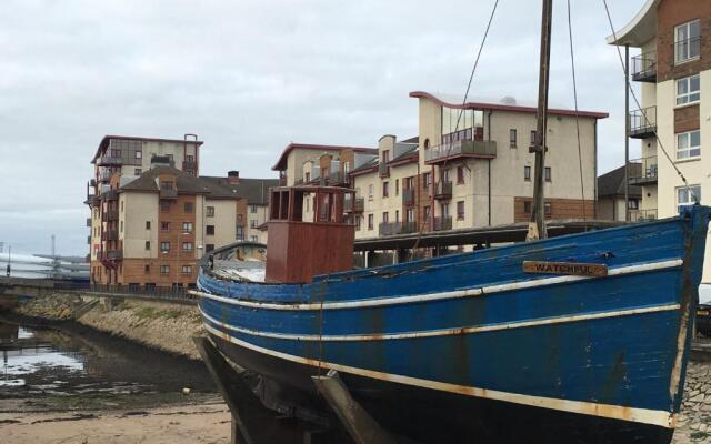 No.5 Ayr Beach - Coorie Doon