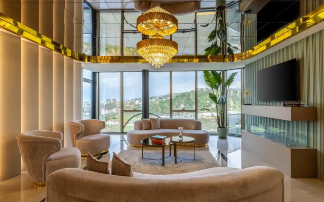 Rossi Luxury Hotel