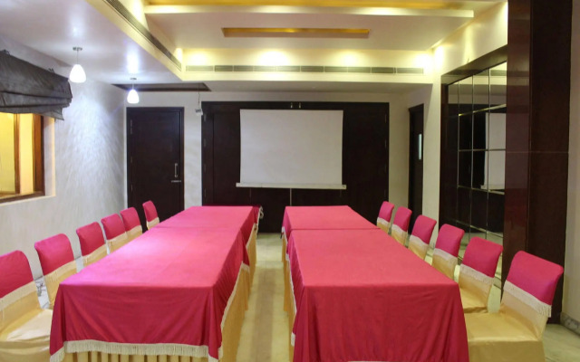 Leela Grande Hotel