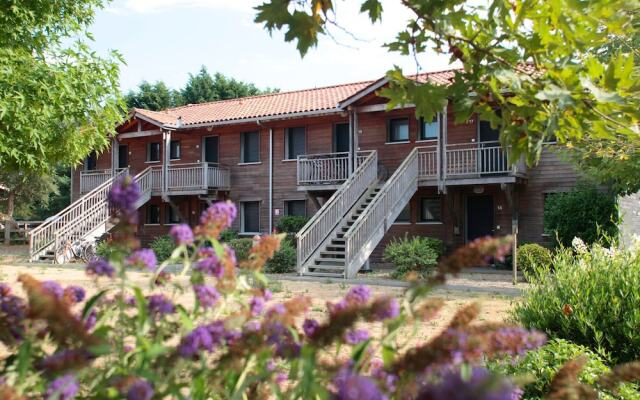 Nice Apartment With Wifi Located 2.5 km. From the Beach