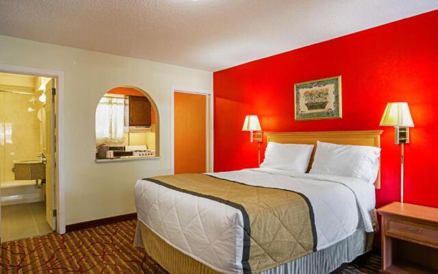 Americas Best Value Inn & Suites