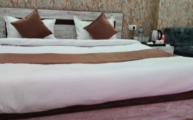 OYO 9134 Hotel Mahaveer International
