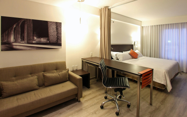 Fiesta Inn Queretaro