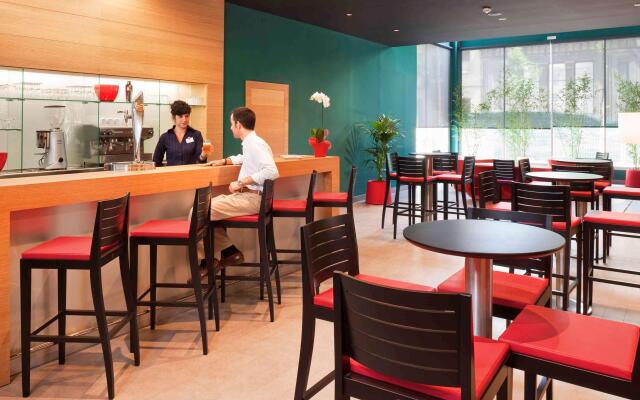 Отель ibis Barcelona Pza Glories 22